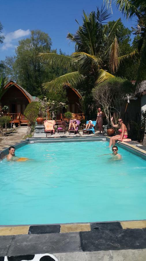 Jepun Bungalows Gili Meno Buitenkant foto